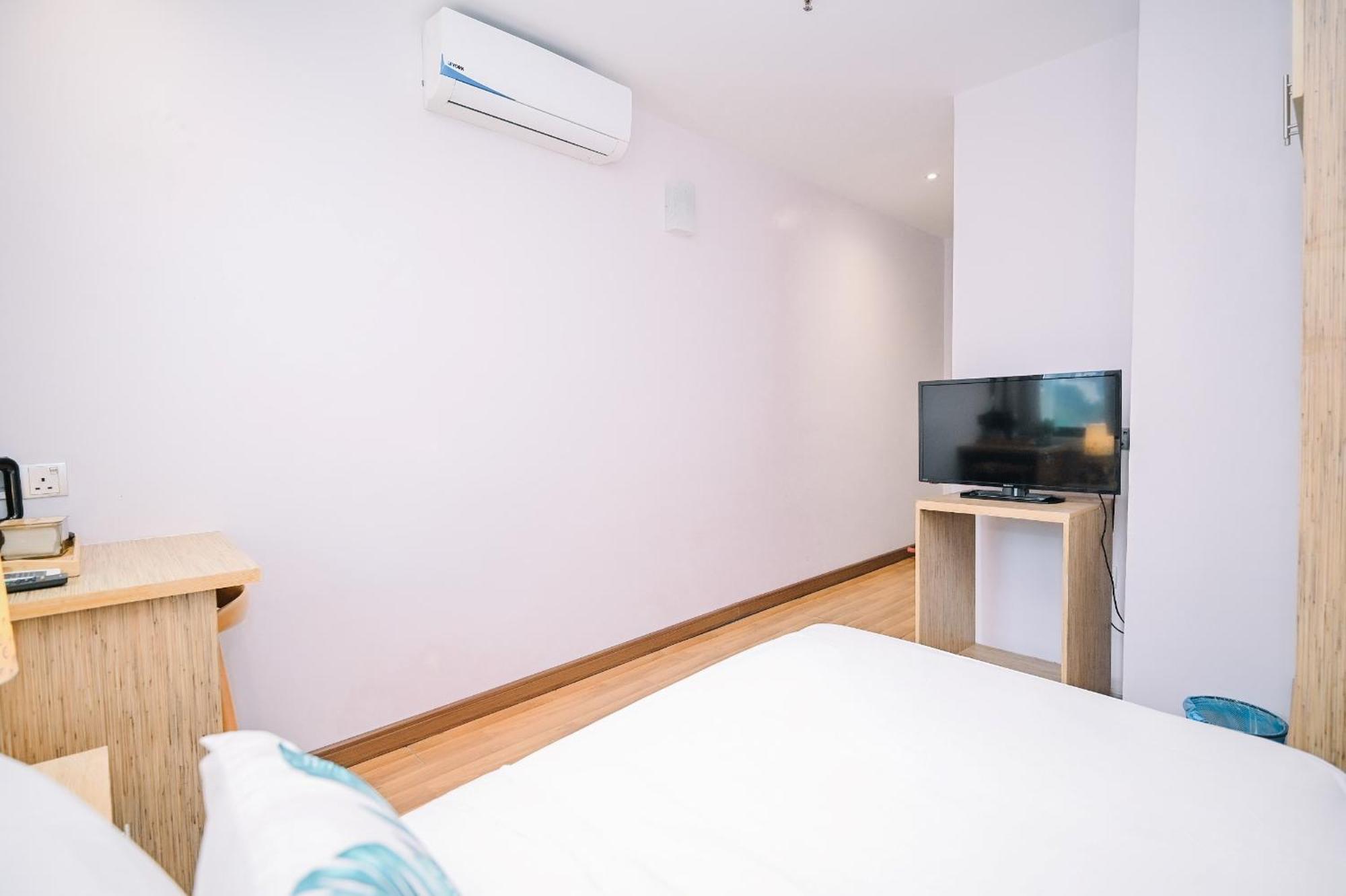 Kingston Hotel 8 - Kuala Lumpur Bukit Bintang מראה חיצוני תמונה
