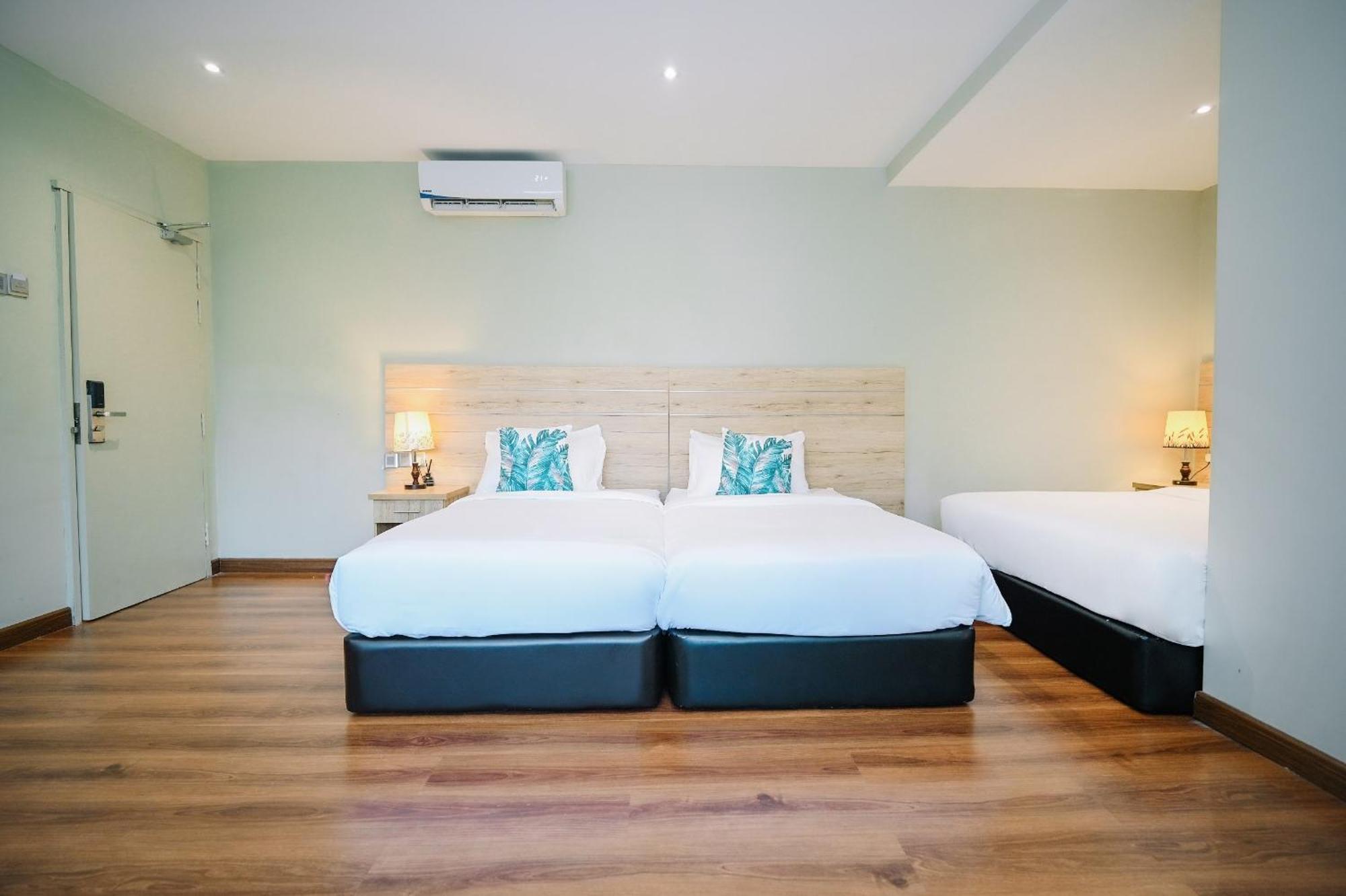 Kingston Hotel 8 - Kuala Lumpur Bukit Bintang מראה חיצוני תמונה